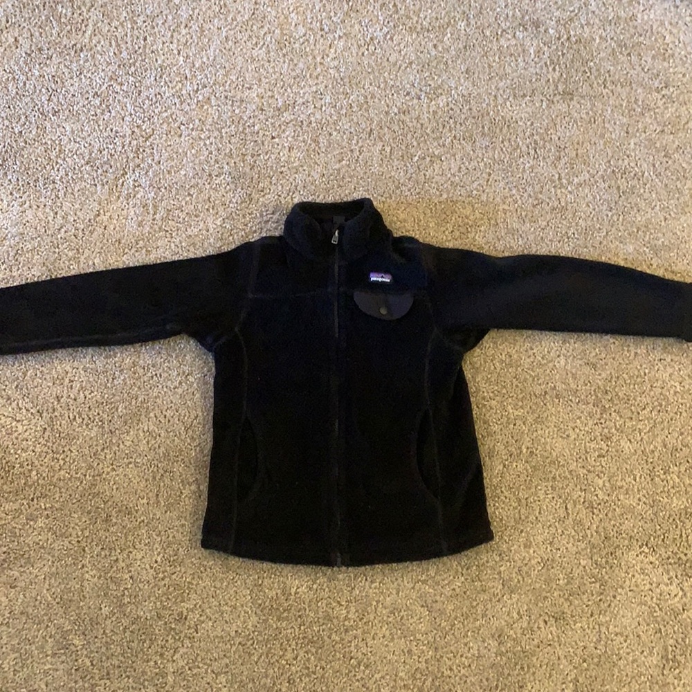 Girls Patagonia fleece zip up jacket